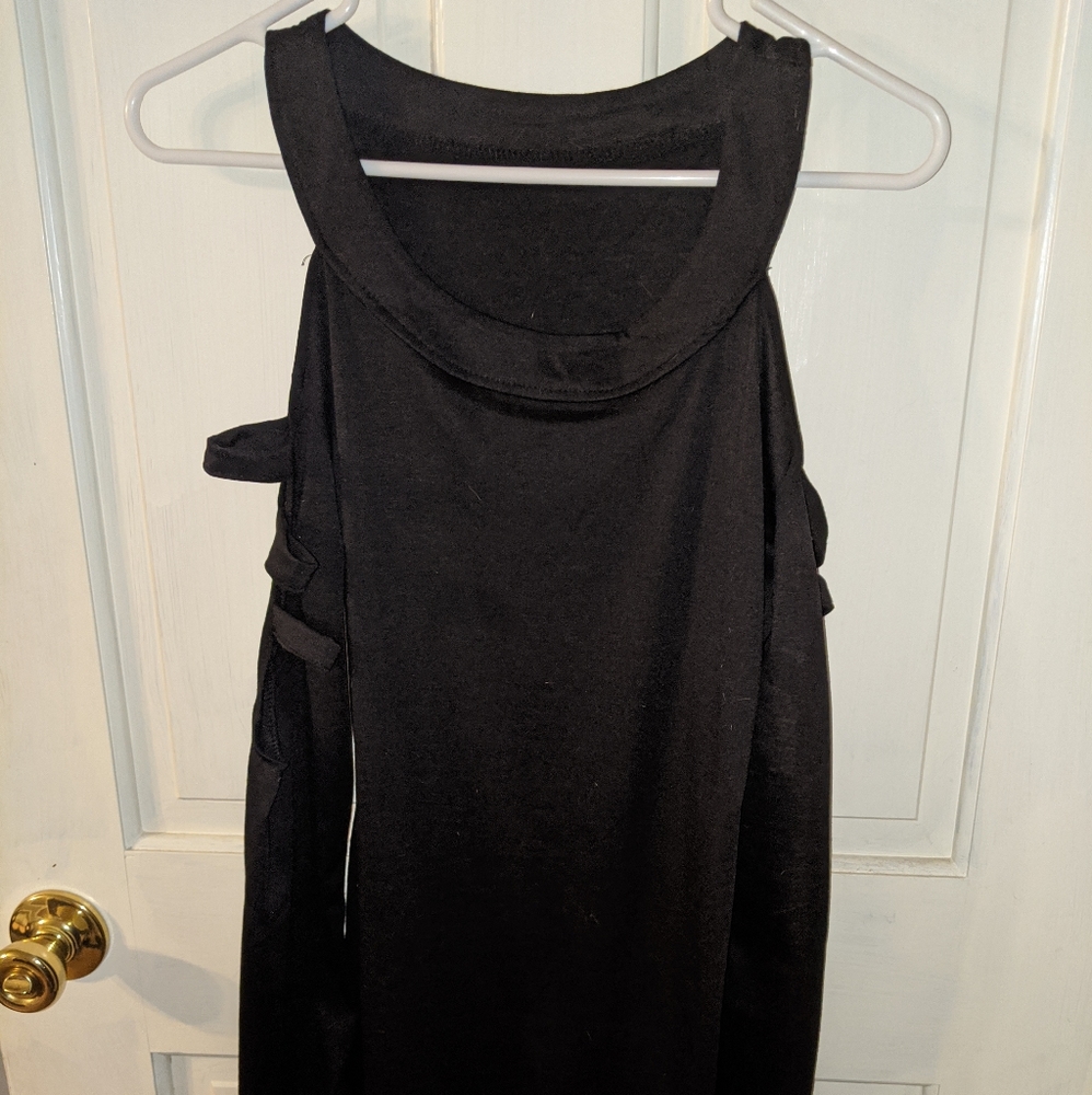 Black long sleeve shirt